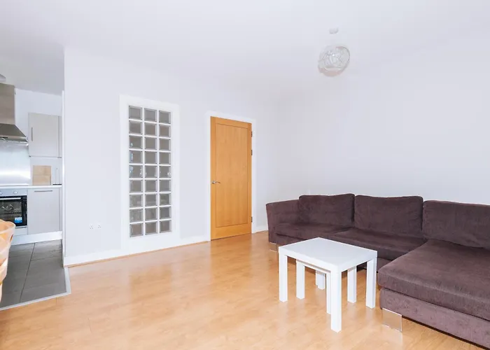 Daire Bright 2bd Flat With Private Balcony - Dublin